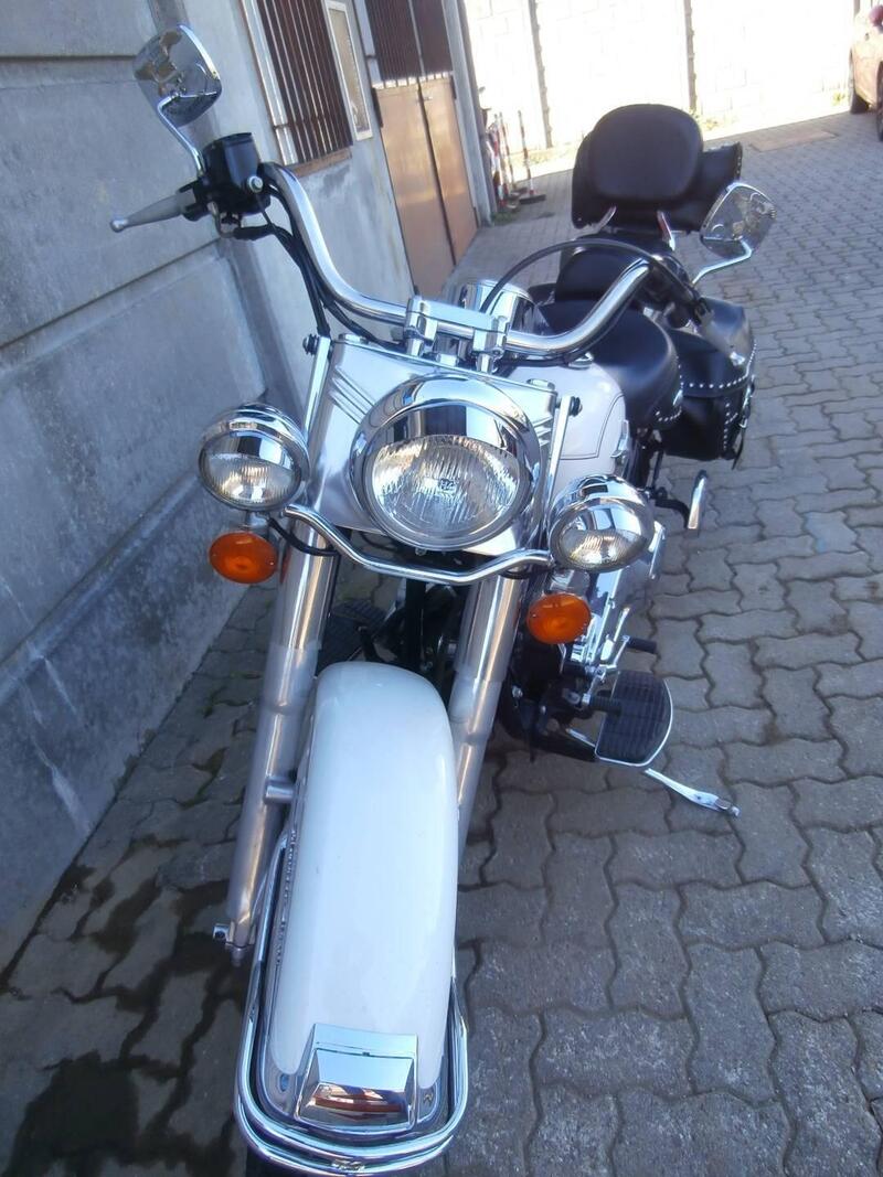 Harley-Davidson 1450 Heritage Classic (1999 - 02) - FLSTC (12)