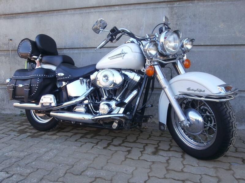 Harley-Davidson 1450 Heritage Classic (1999 - 02) - FLSTC
