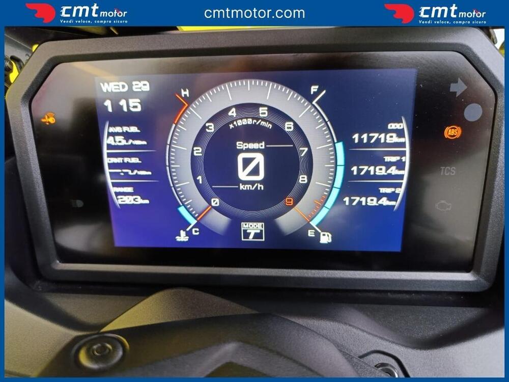 Yamaha T-Max 560 (2022 - 24) (5)