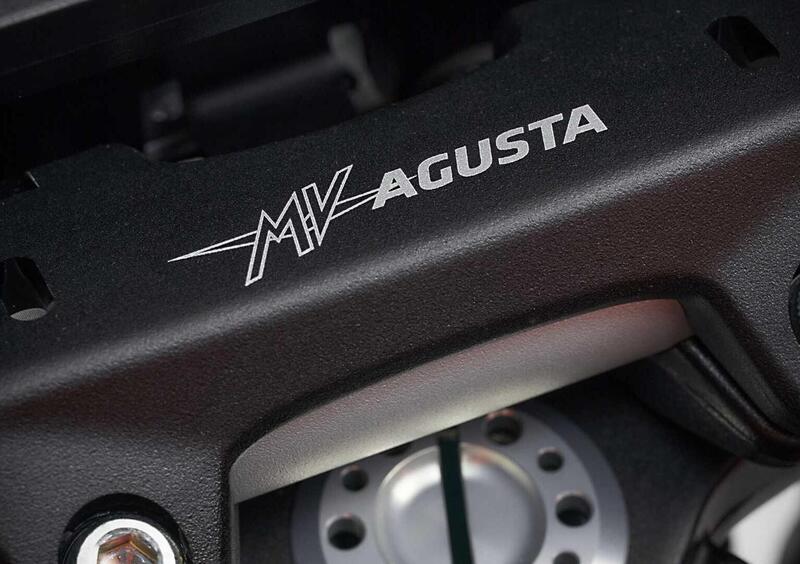 MV Agusta Brutale 800 Brutale 800 (2026) (16)