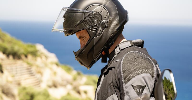BEYOND, il nuovo casco moto di CARDO [GALLERY]