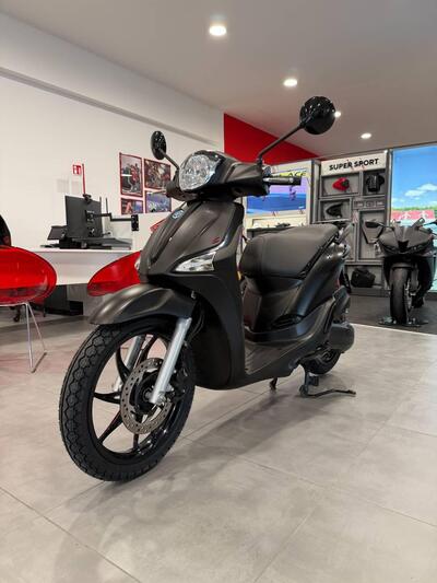 Piaggio Liberty 50 3V S (2021 - 24) usata