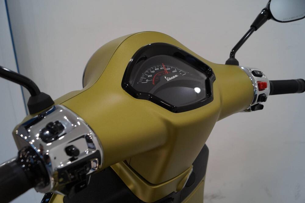 Vespa GTS 300 Super Sport (2023 - 24) (7)