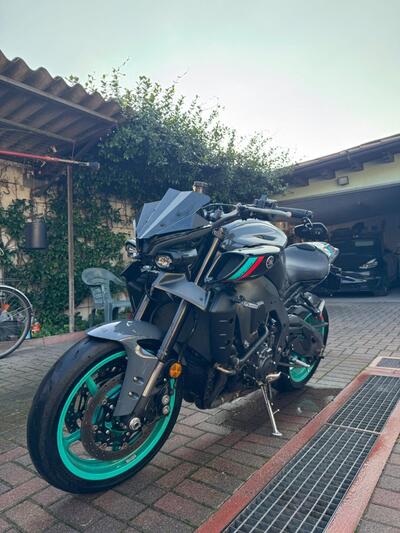 Yamaha MT-10 (2022 - 25) usata