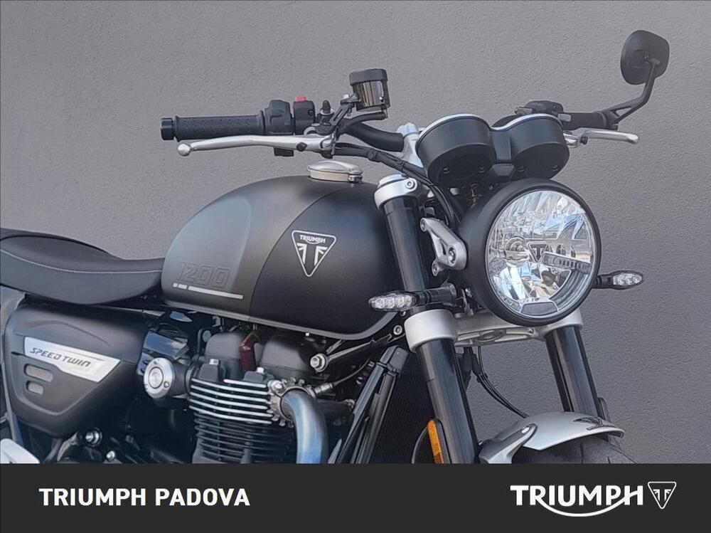 Triumph Speed Twin 1200 (2021 - 24) (5)