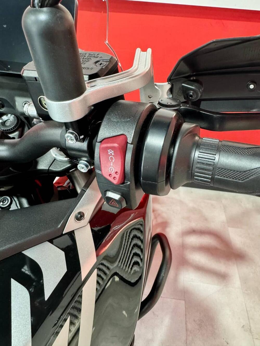 QJ Motor SRT 600 SX (2024 - 26) (4)