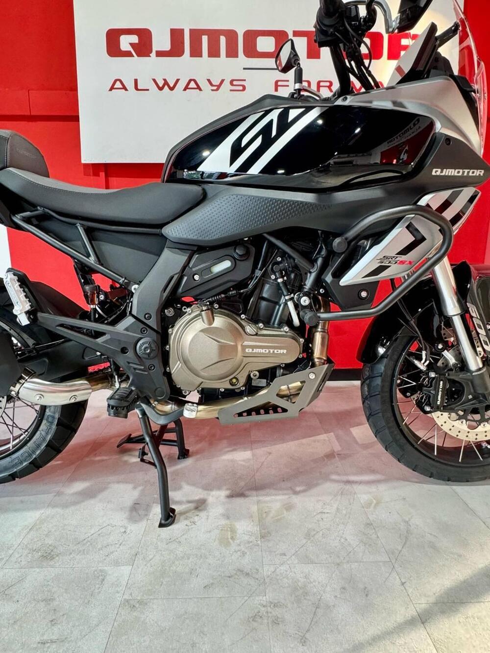 QJ Motor SRT 600 SX (2024 - 26) (5)