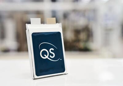 Batterie allo stato solido: QuantumScape accelera con Volkswagen e Ducati, ecco le celle del futuro