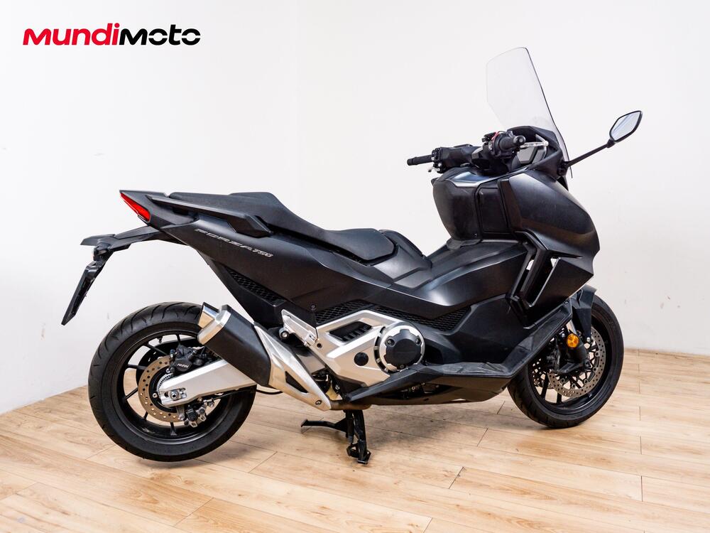 Honda Forza 750 DCT (2021 - 24) (3)