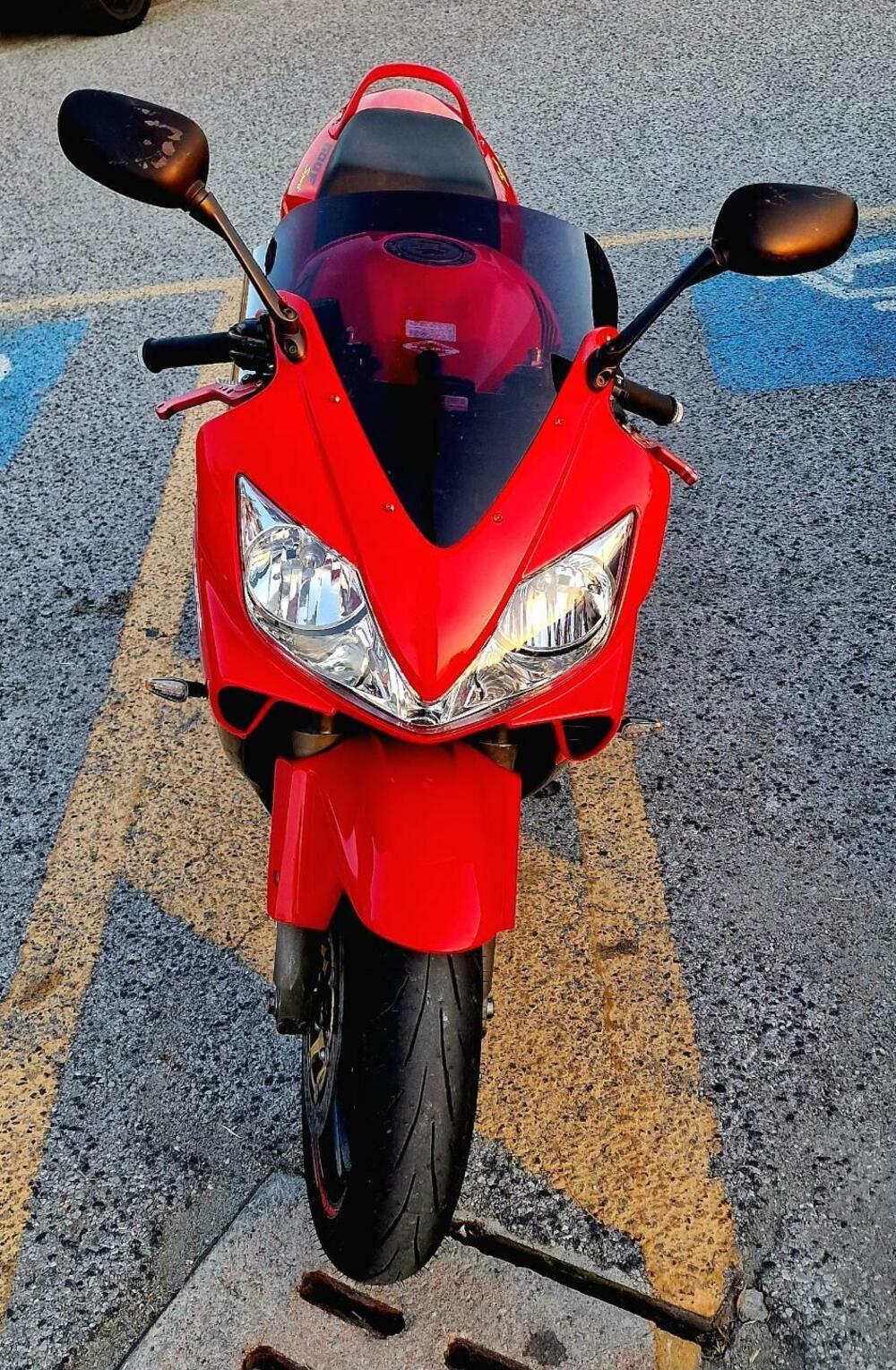 Honda CBR 600 F (2001 - 06) (8)