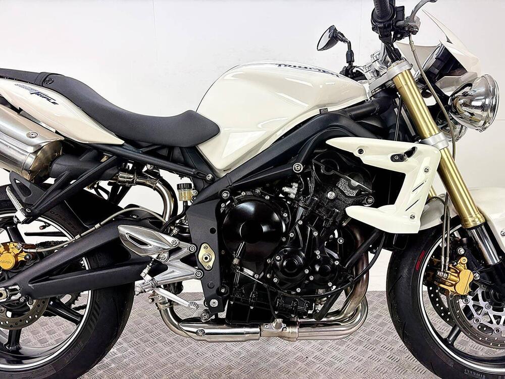 Triumph Street Triple (2007 - 12) (8)