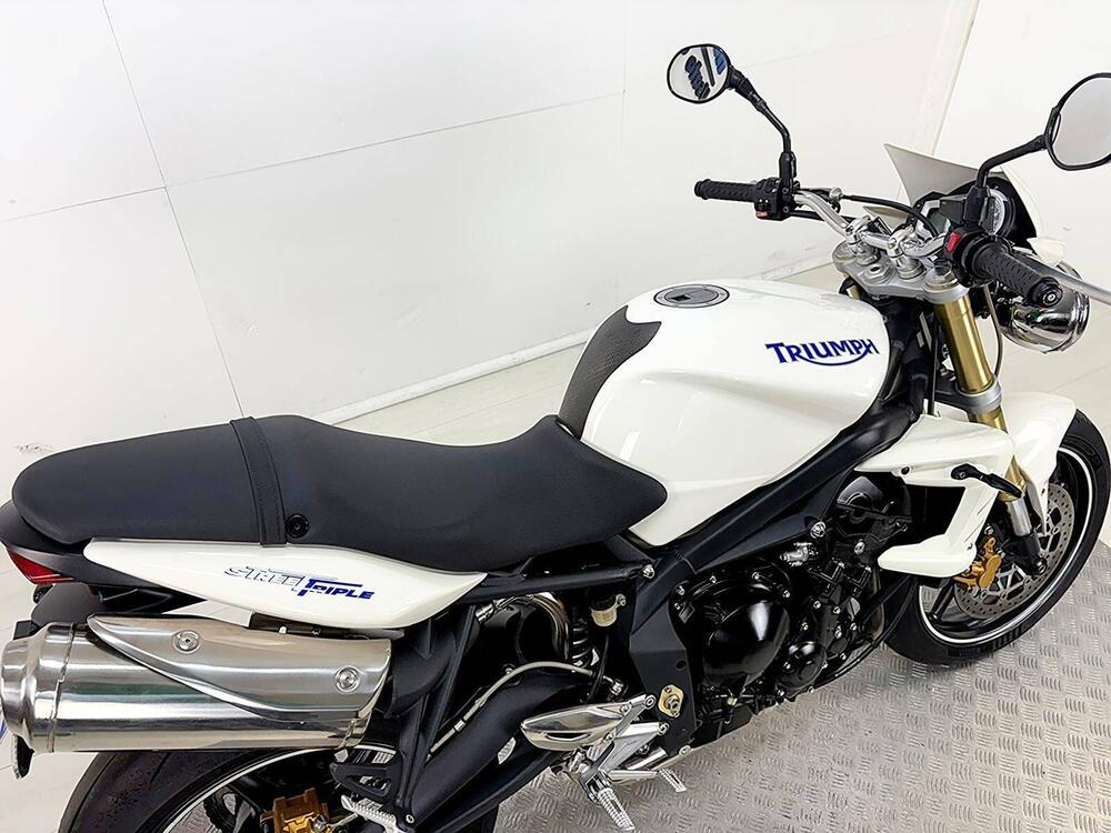 Triumph Street Triple (2007 - 12) (19)