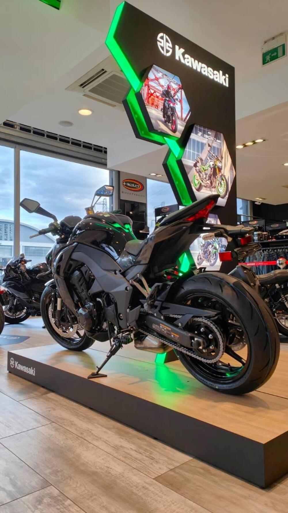 Kawasaki Z 1100 (2026) (3)