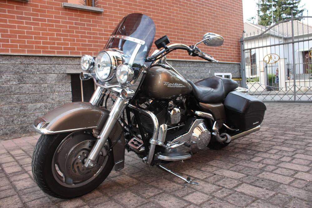 Harley-Davidson 1450 Road King (2005 - 06) - FLHRI