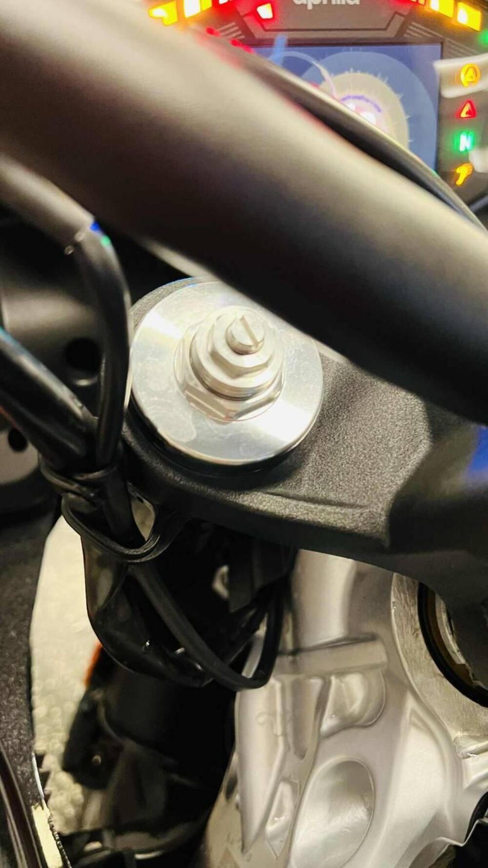 Aprilia Tuono 660 Factory (2022 - 24) (6)