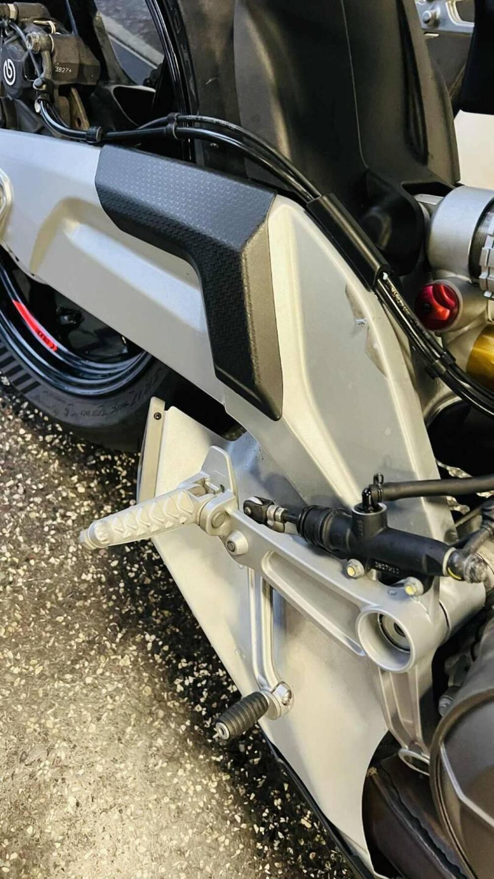 Aprilia Tuono 660 Factory (2022 - 24) (7)