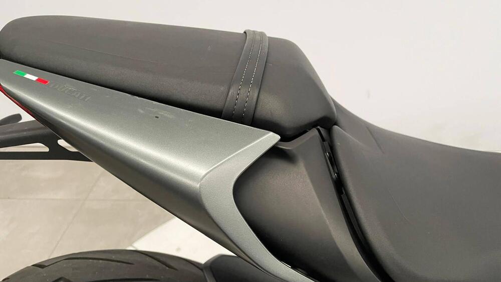 Ducati Monster 937 (2021 - 25) (11)