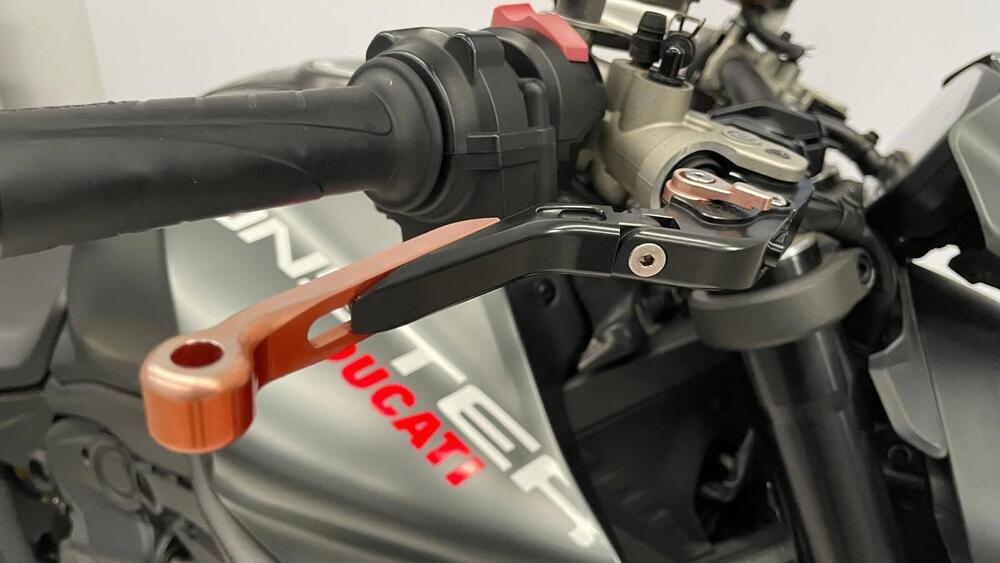 Ducati Monster 937 (2021 - 25) (12)