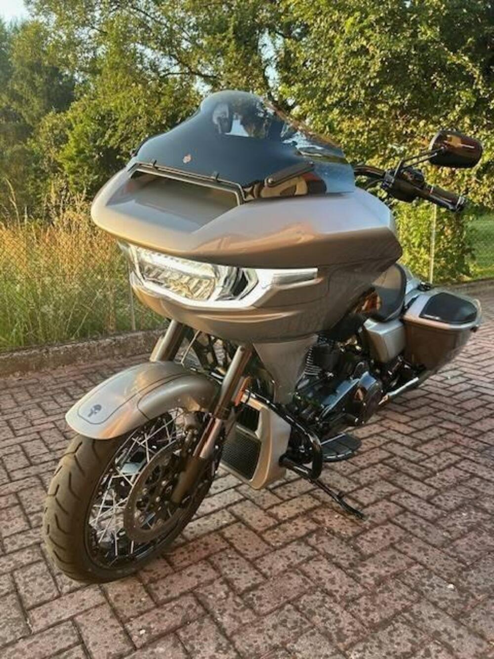 Harley-Davidson CVO Road Glide (2023) (3)