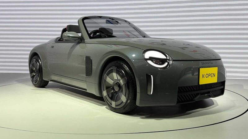 Torna la spider da sogno (in miniatura): la Daihatsu K-Open &egrave; termica, leggera e a trazione posteriore