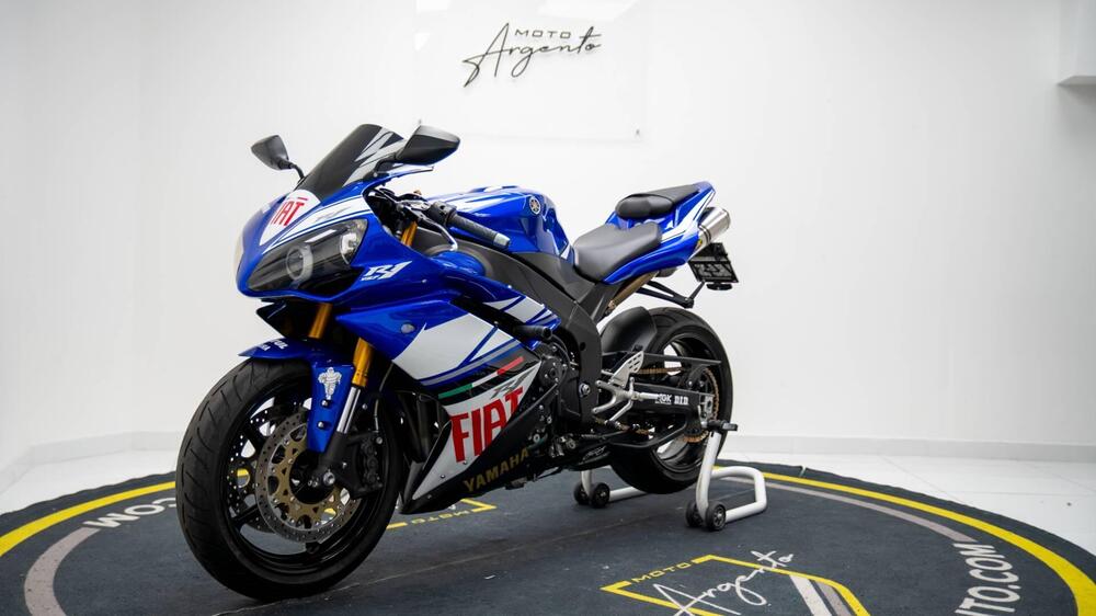 Yamaha YZF R1 (2009 - 11) (8)