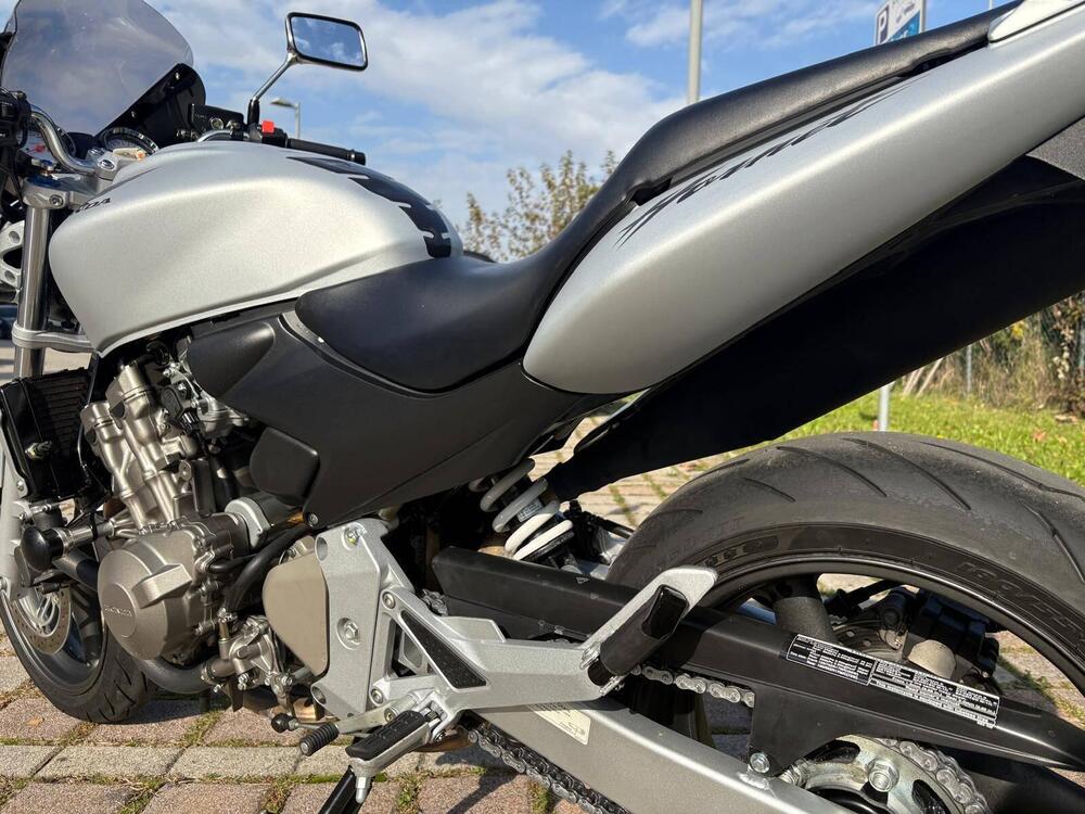 Honda Hornet 600 (2005 - 06) (8)