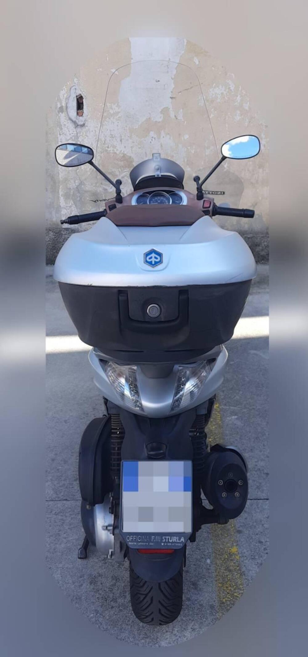 Piaggio Beverly 350 SportTouring ie (2011 - 15) (4)