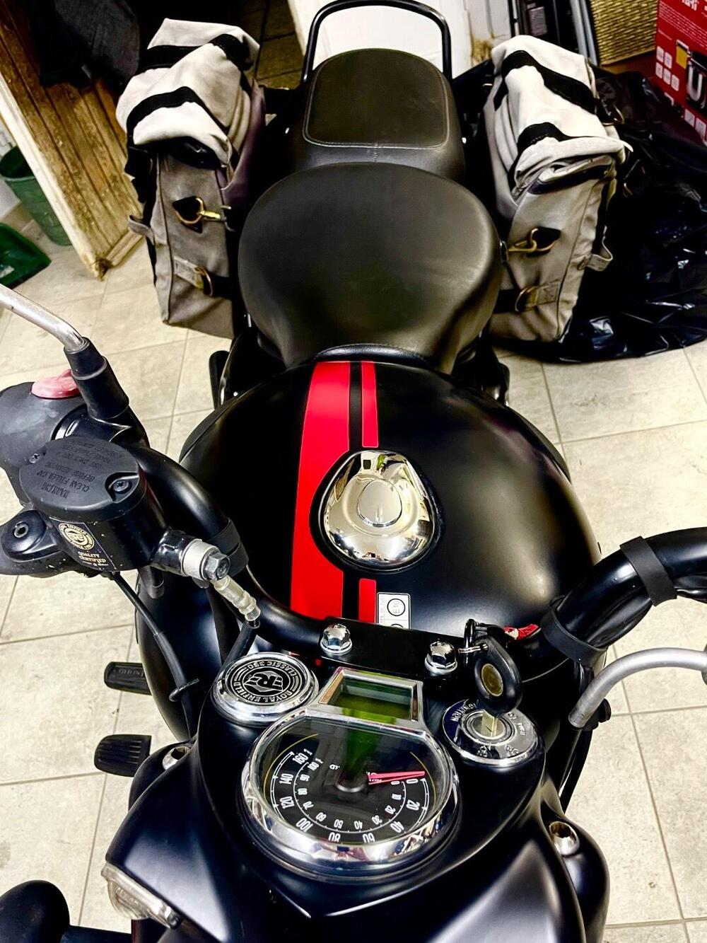 Royal Enfield Classic 350 (2021 - 26) (7)