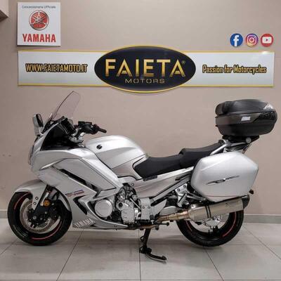 Yamaha FJR 1300 AE (2016 - 20) usata