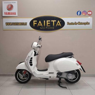 Vespa GTS 300 (2010 - 14) usata