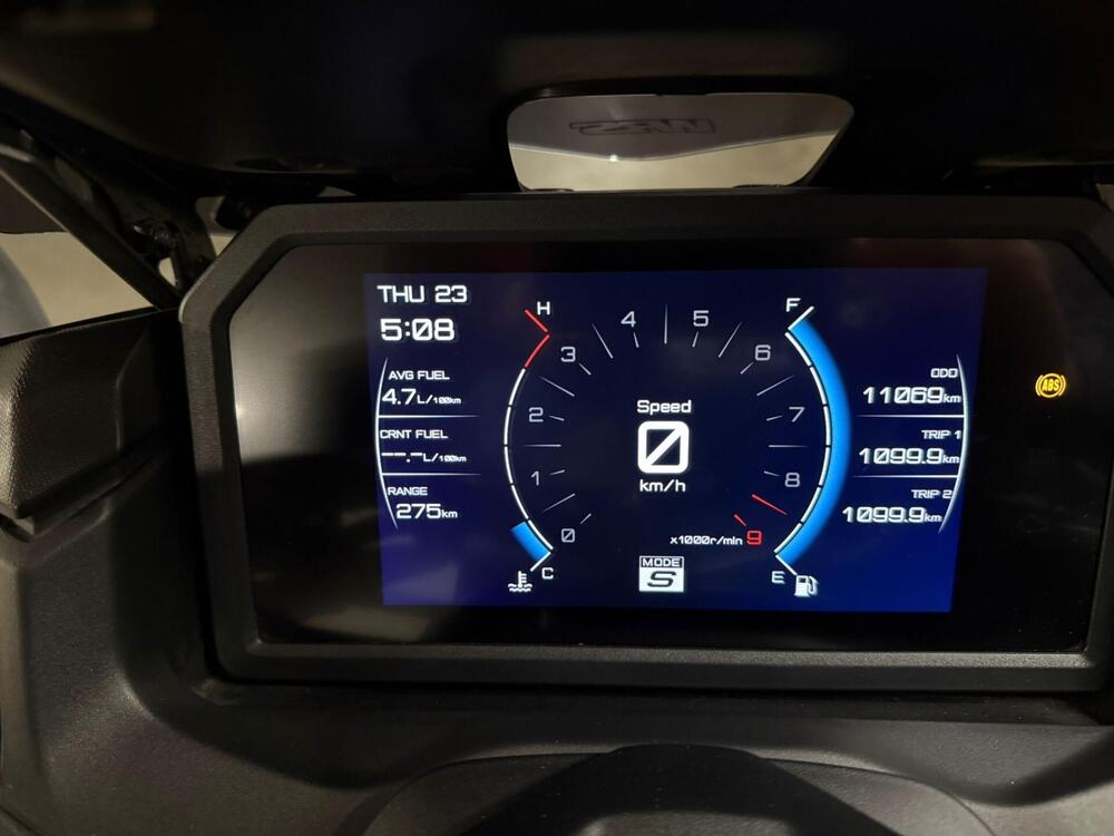 Yamaha T-Max 560 Tech Max (2022 - 24) (3)