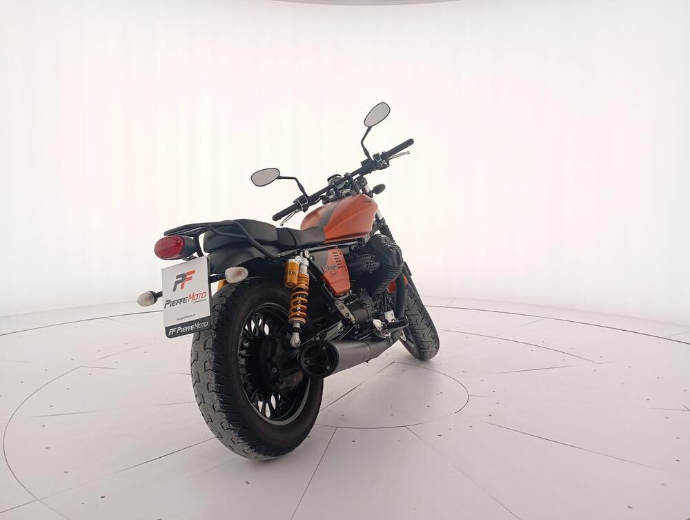 Moto Guzzi V9 Bobber Sport (2019 - 20) (4)
