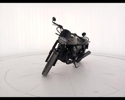 Moto Guzzi V7 Stone (2021 - 24) usata