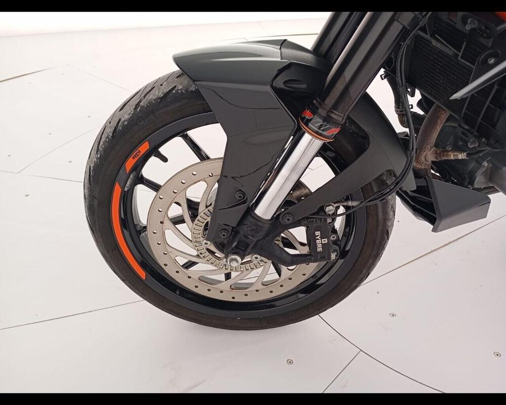 KTM 125 Duke (2021 - 23) (10)