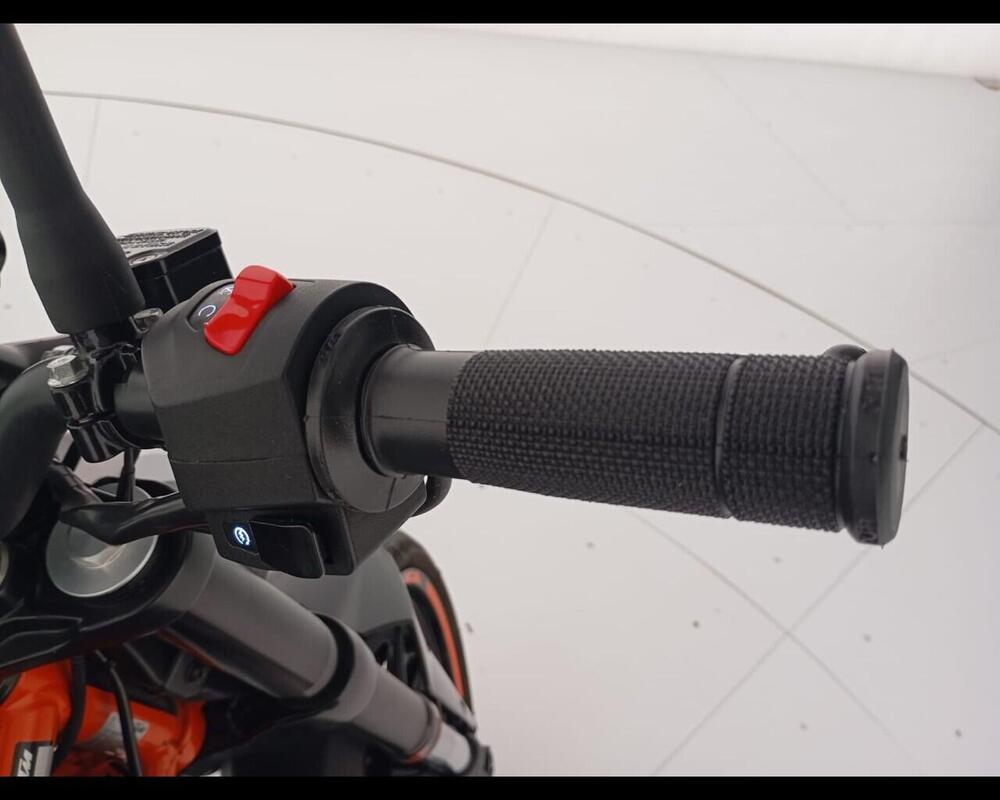 KTM 125 Duke (2021 - 23) (11)