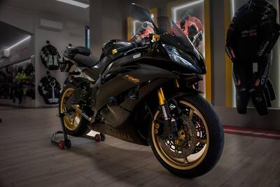 Yamaha YZF R6 (2010 - 16) usata