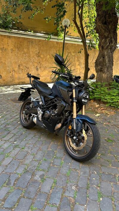 Honda CB 125 R (2024 - 25) usata