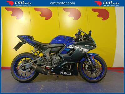 Yamaha YZF 750 R7 usata