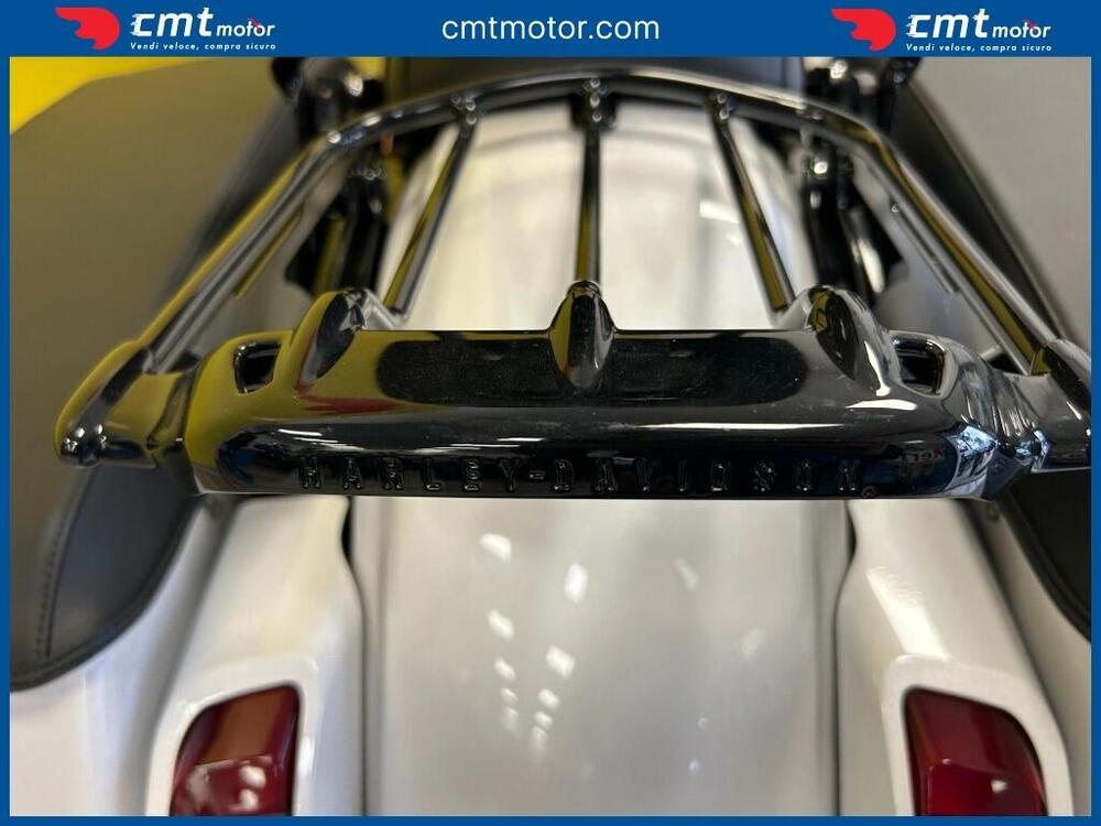 Harley-Davidson Street Glide (2024 - 26) (9)