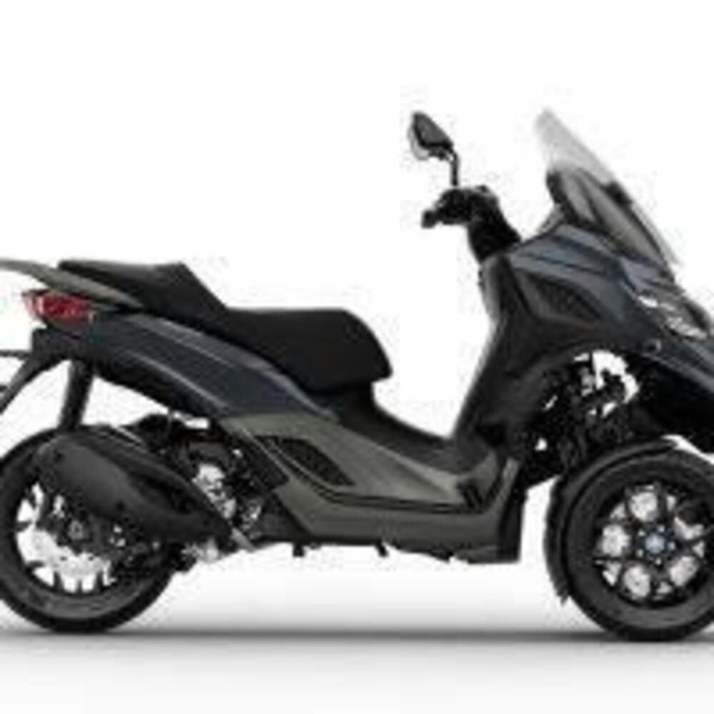 Piaggio MP3 310 (2025 - 26) (2)