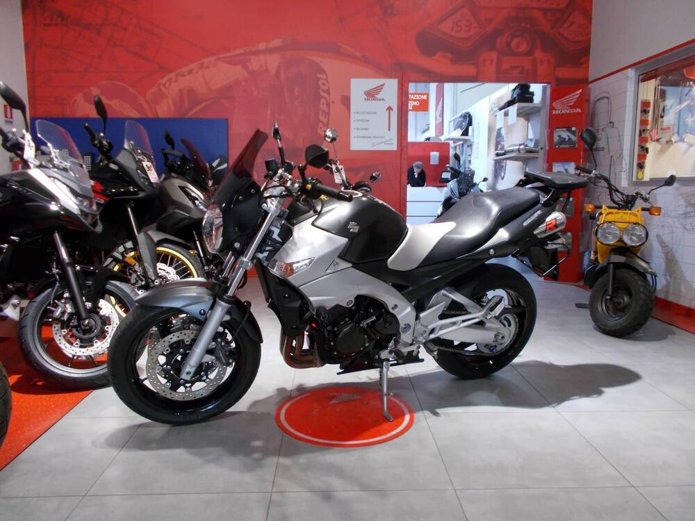 Suzuki GSR 600 (2006 - 11)