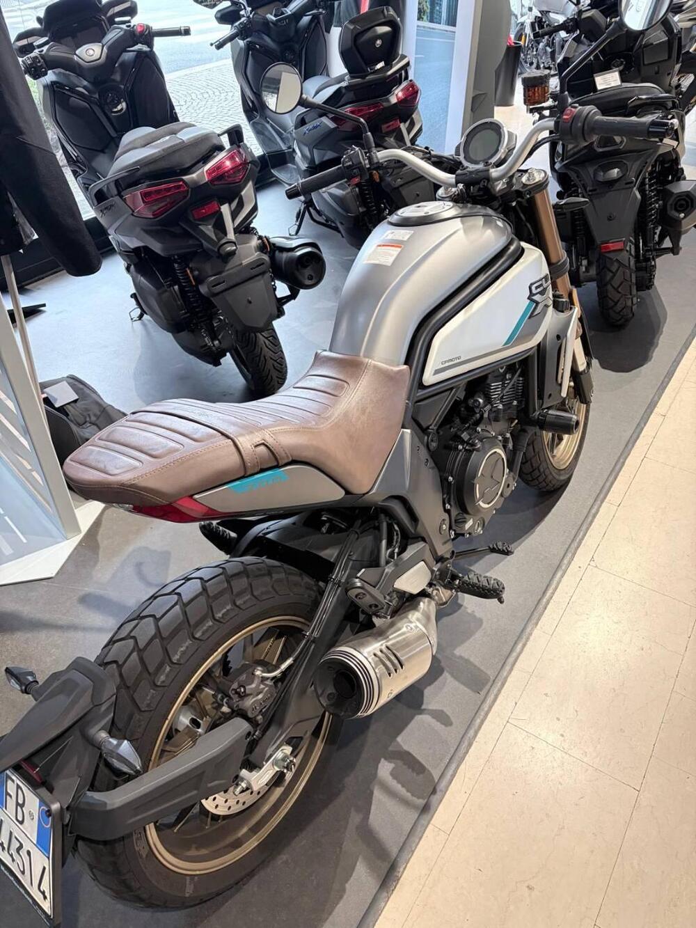 CFMOTO 700CL-X Heritage (2021 - 26) (3)