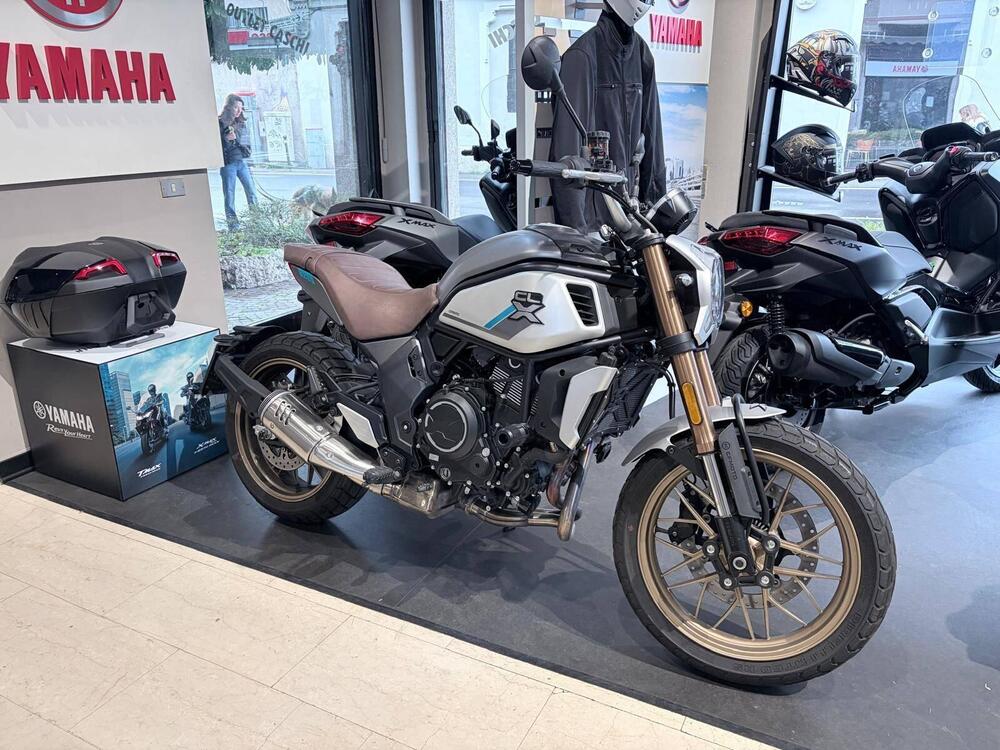 CFMOTO 700CL-X Heritage (2021 - 26)