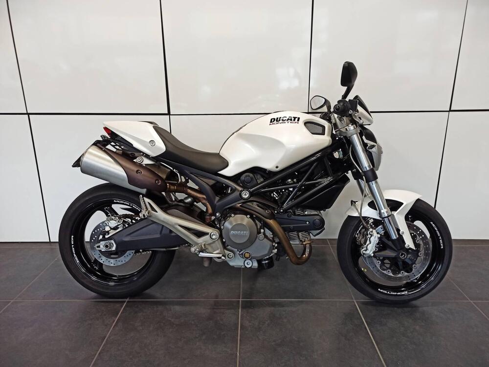 Ducati Monster 696 Plus (2007 - 14) (3)