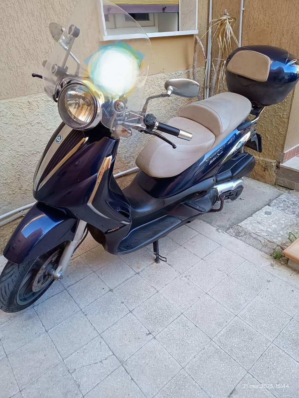 Piaggio Beverly Cruiser 500 (10)