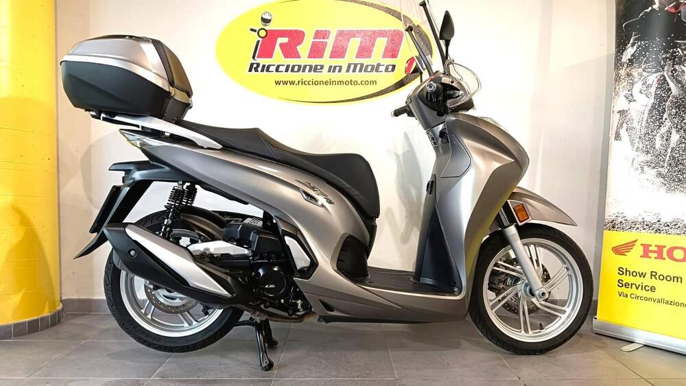 Honda SH 350 (2021 - 24) (2)
