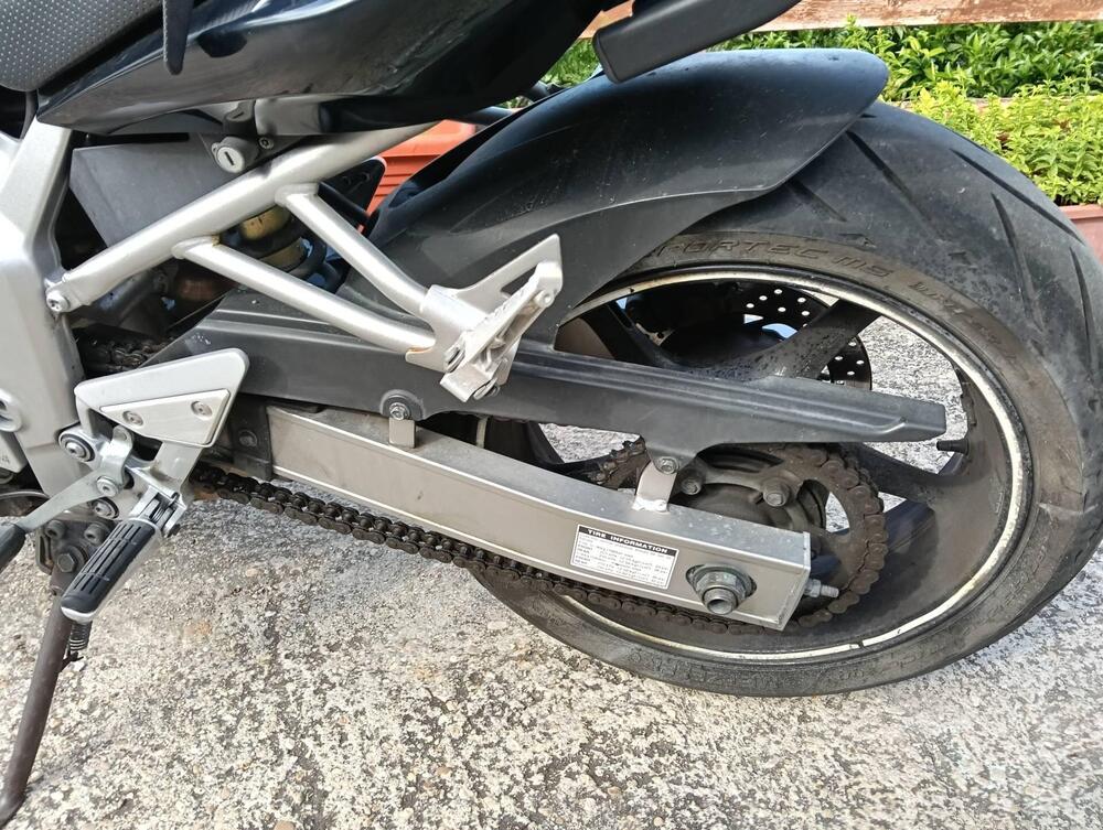 Yamaha FZ6 (2004 - 07) (6)