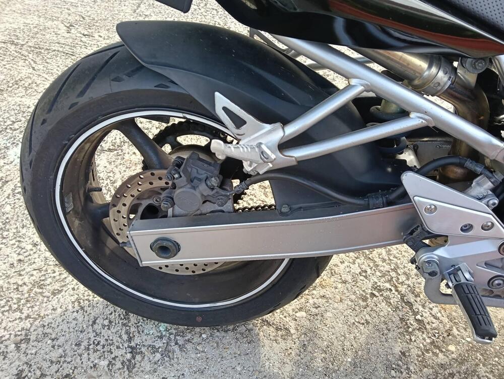 Yamaha FZ6 (2004 - 07) (7)