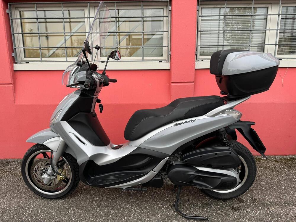 Piaggio Beverly 350 Tourer (2020) (5)