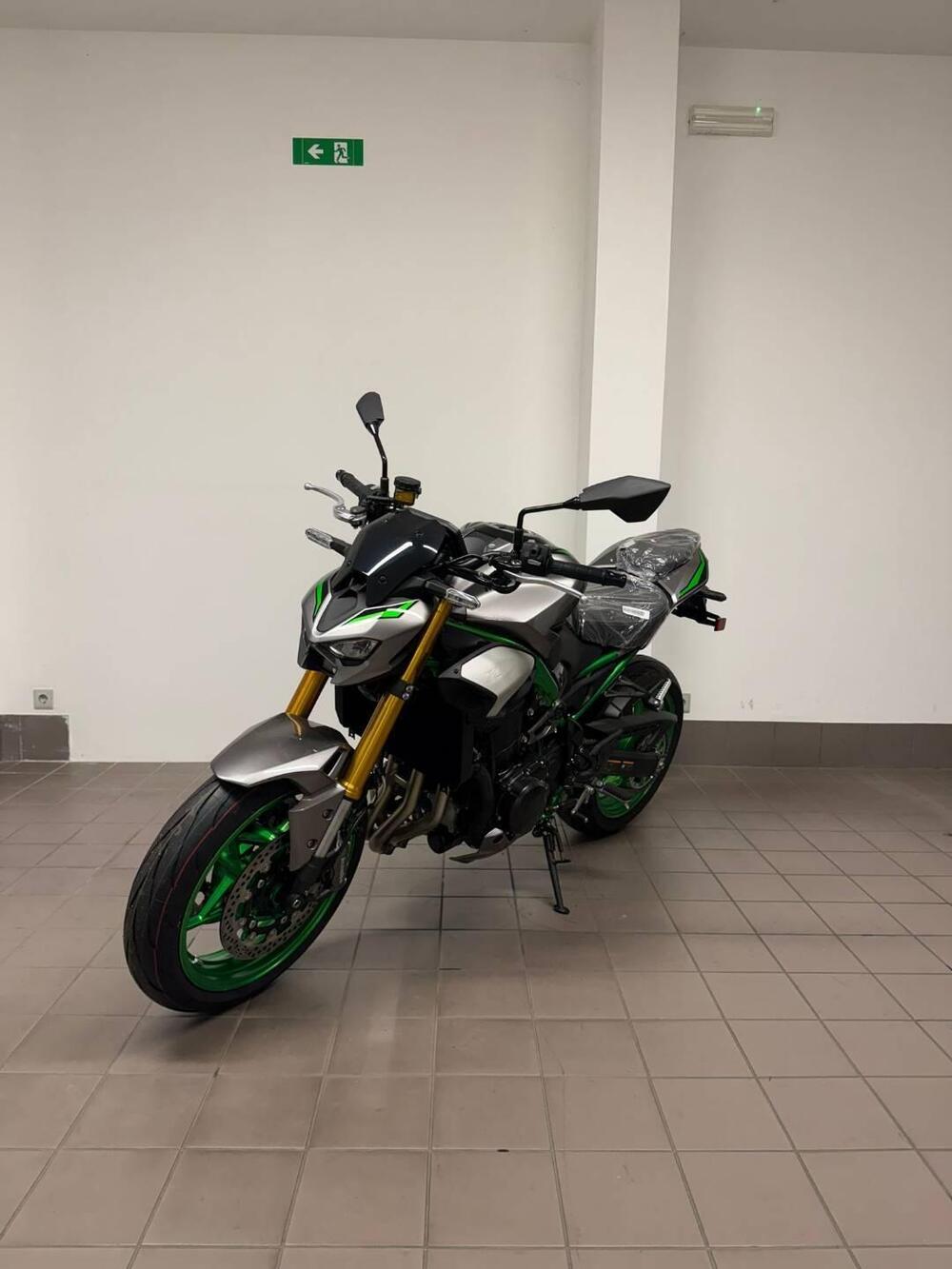 Kawasaki Z 900 SE (2025 - 26)